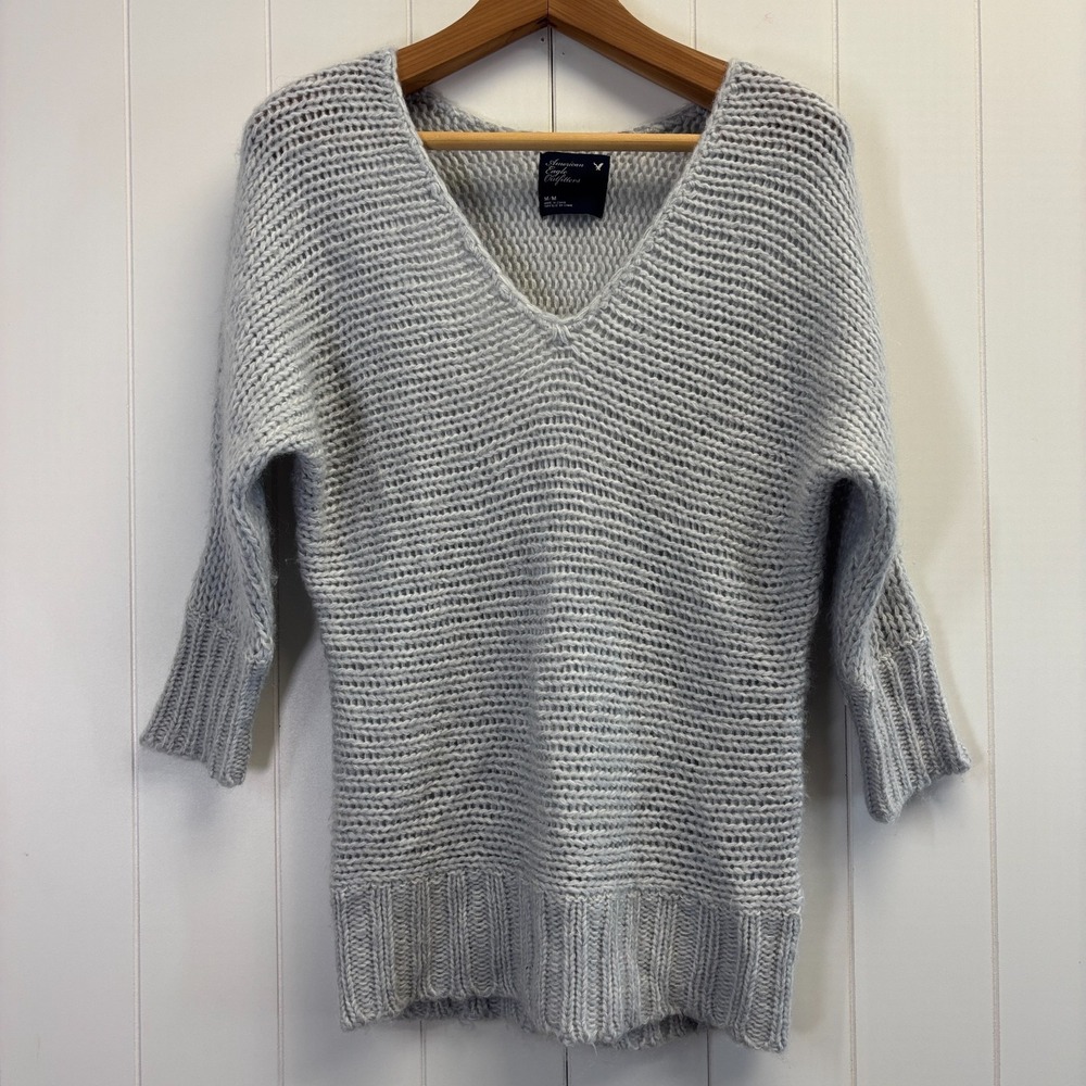 American Eagle Y2K Preppy Chunky V-Neck Sweater Women Size M Minimalist Cozy